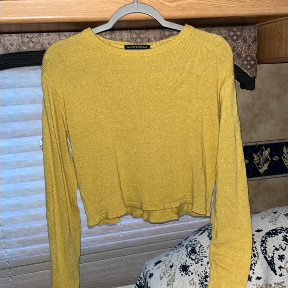 Brandy Melville Long Sleeve Top